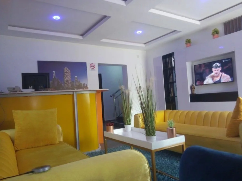 Kings & Queens Hotel