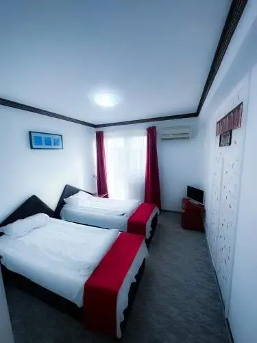 Shamrock Inn