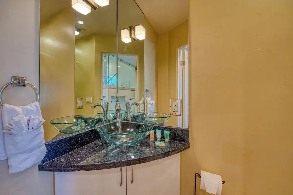 Ocean View Luxury 2