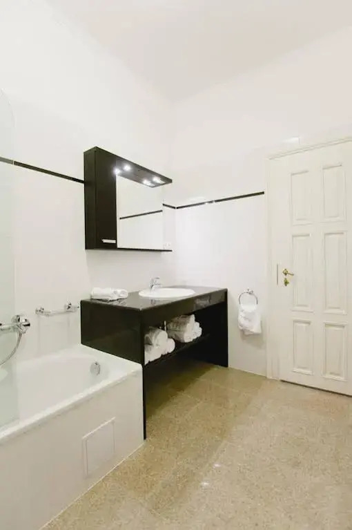 Grand Market Luxury Apartments
