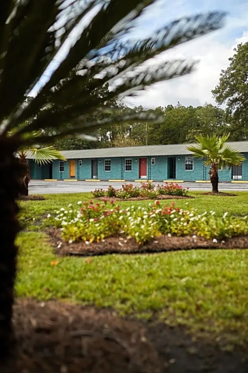 Carole Motel