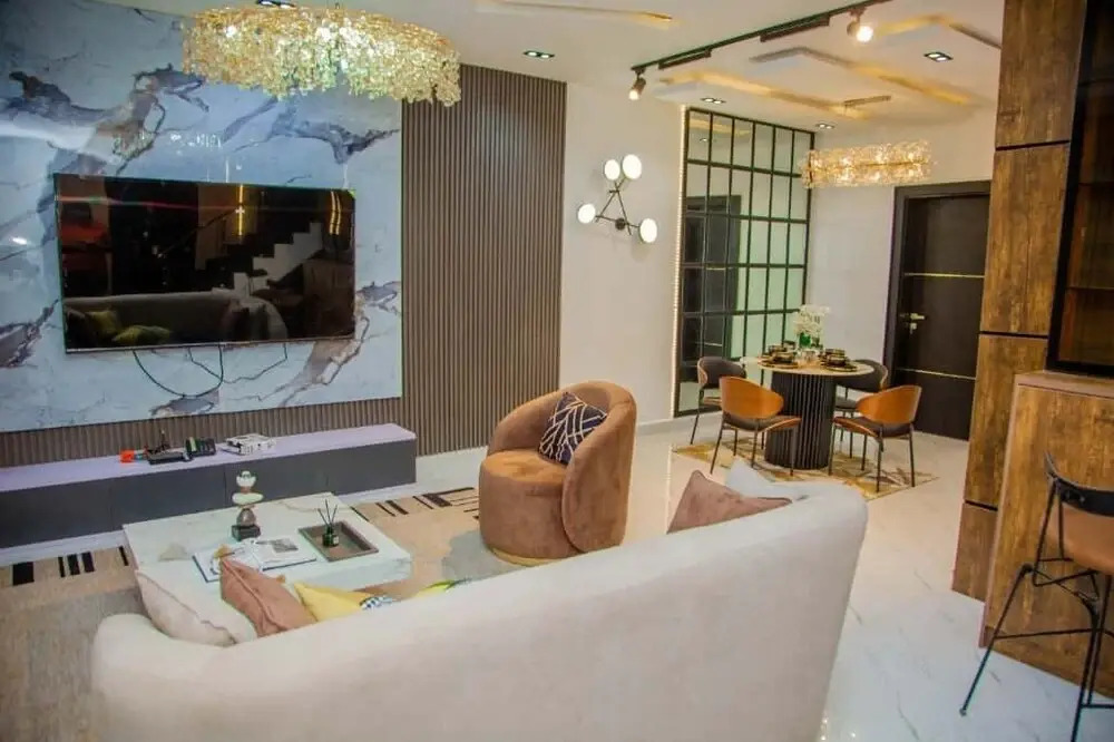 Aviv Luxury Homes