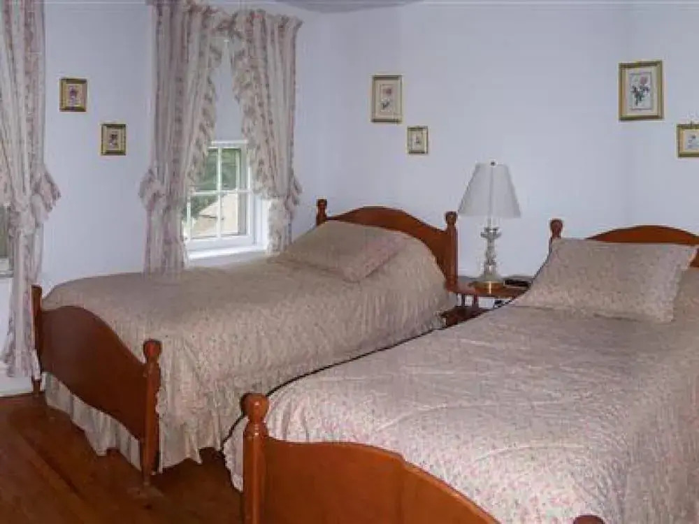 Blackberry River Inn