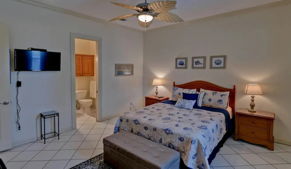 Escape by Padre Getaways