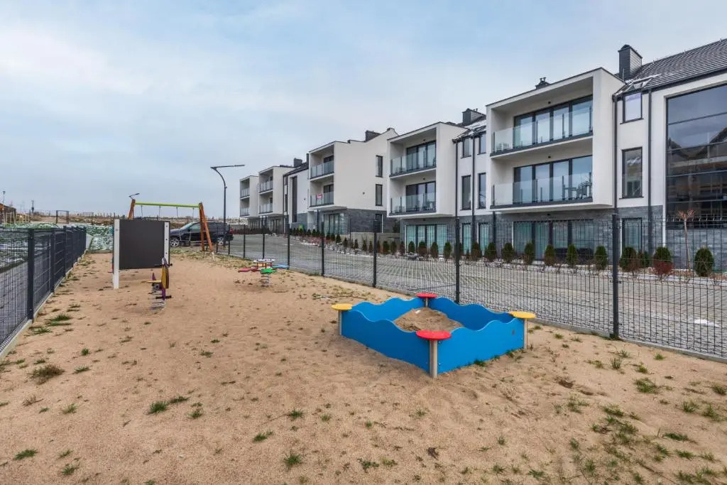 Sunny Apartments by Renters