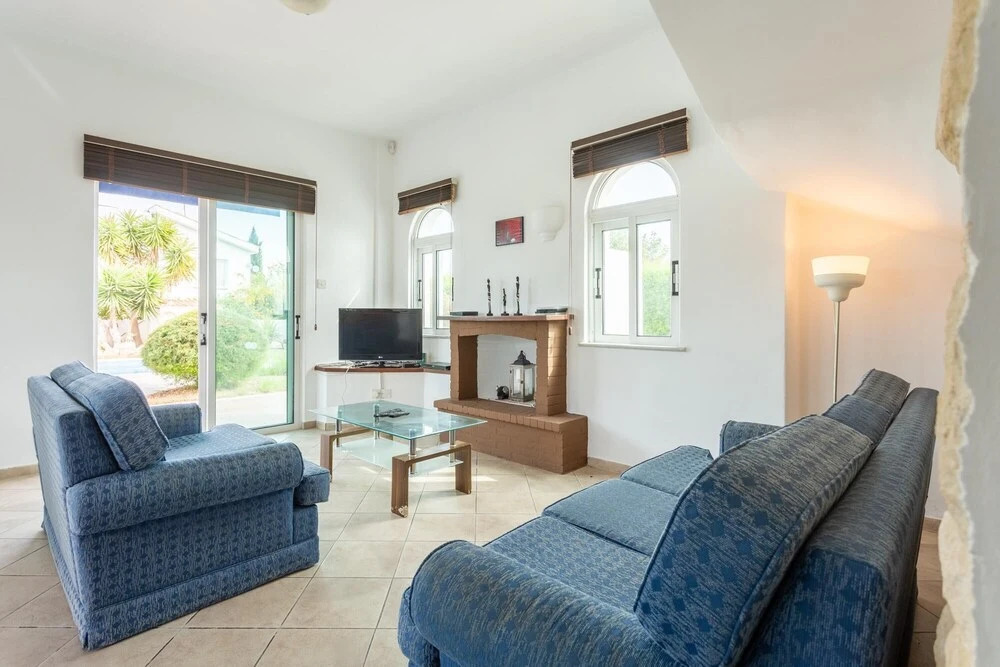 Villa Cleopatra Large Private Pool Walk to Beach A C Wifi - 3437