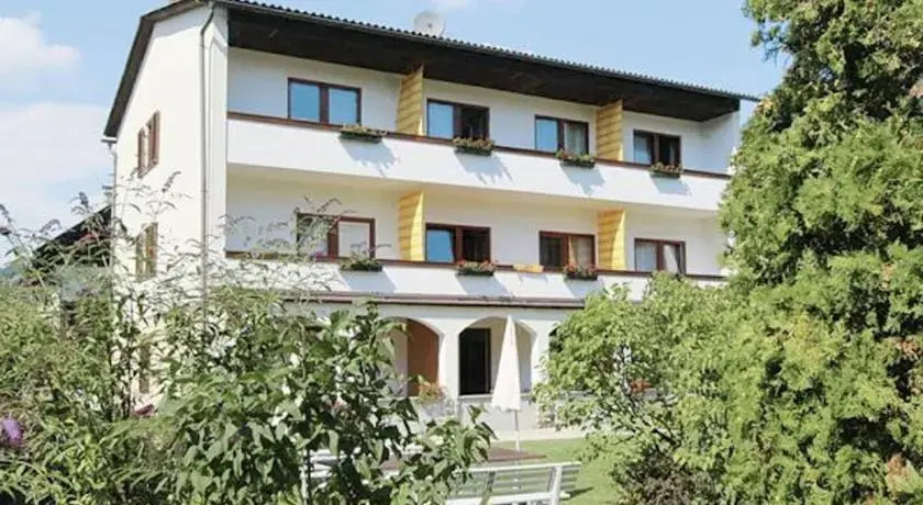 Park Appartements Lach