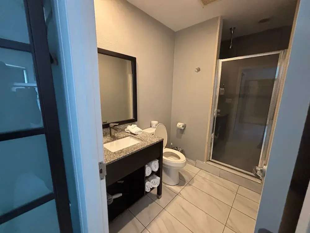 Grace Bay Suites
