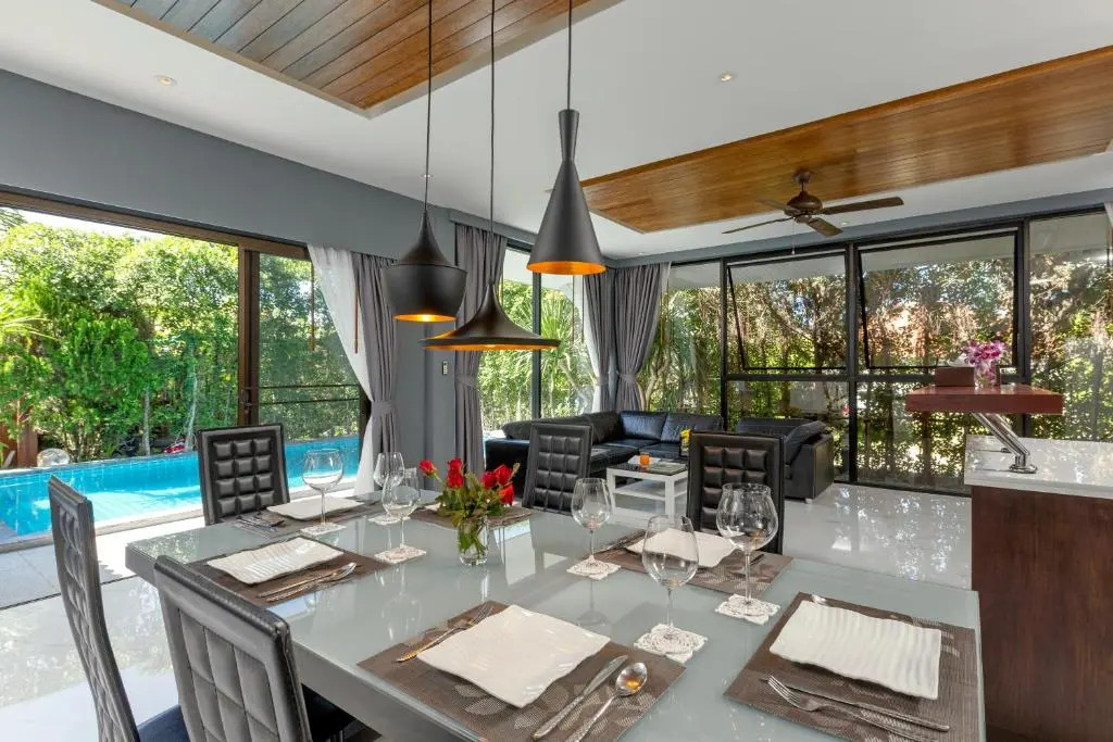 Karon Beach Pool Villa - Sha Extra Plus