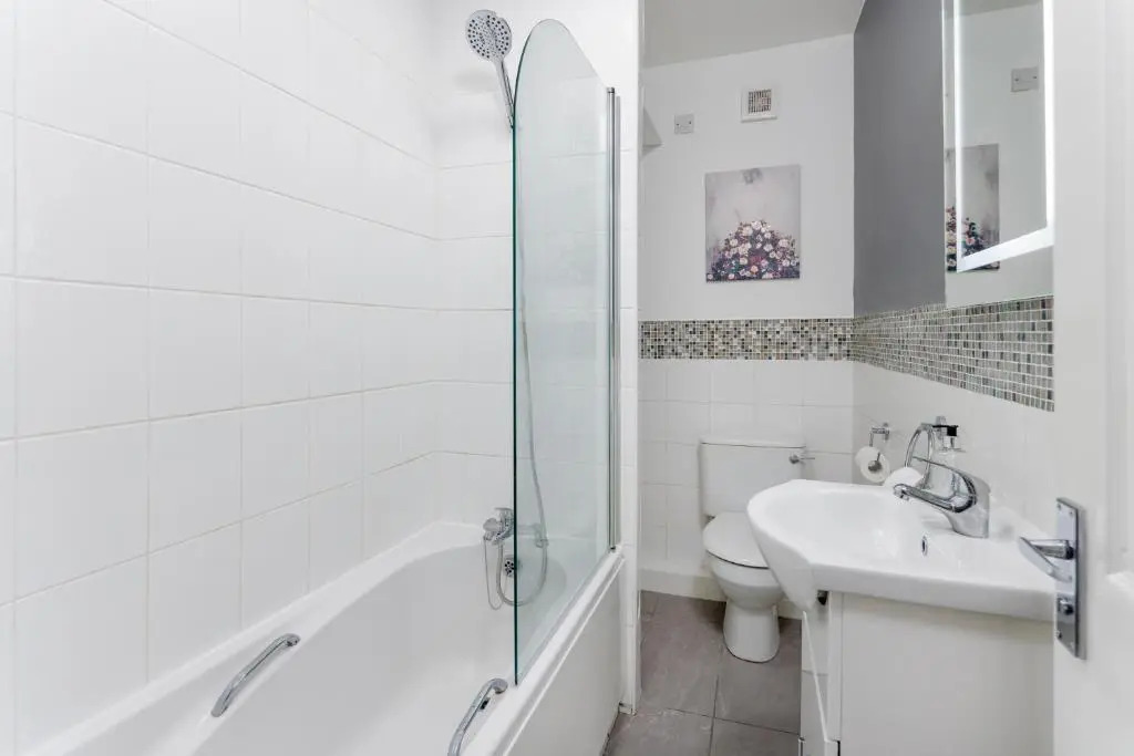 FLATZY - Stylish Abode on Doorstep of Sefton Park *10 minutes to Centre*