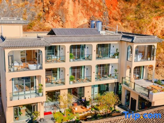 Qieman Yuelai Homestay (Erhai Xiaoputu Branch)
