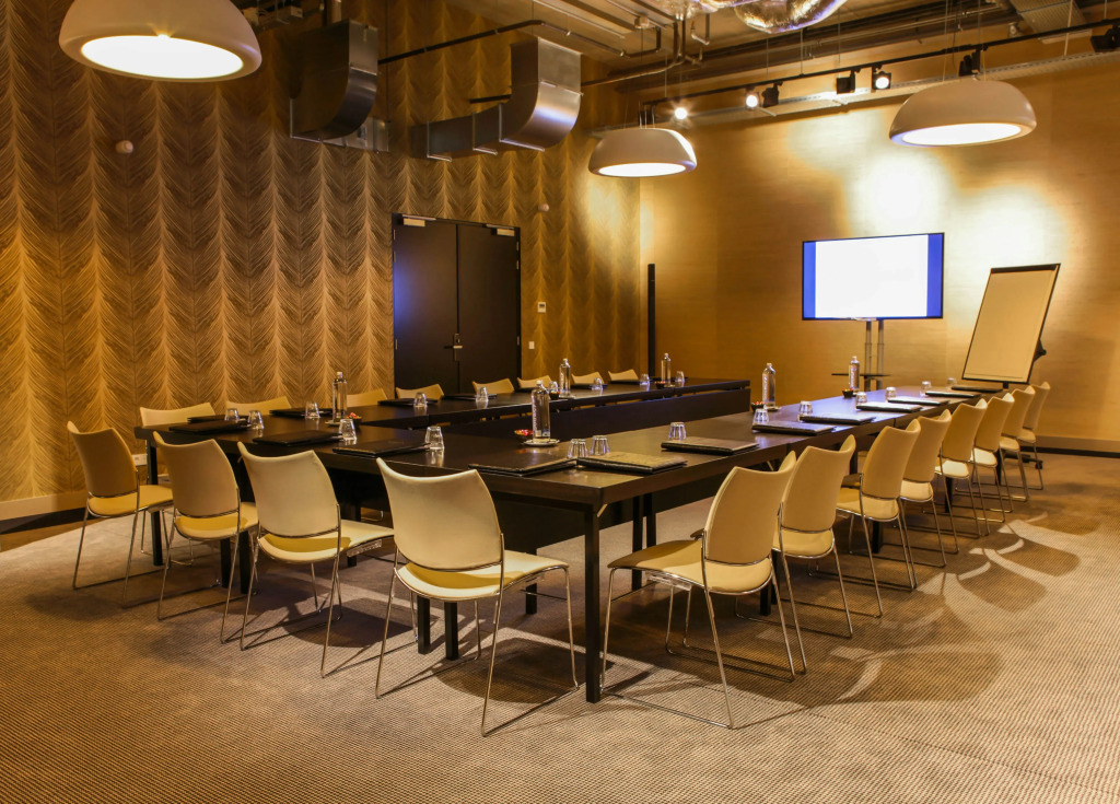 DoubleTree by Hilton Amsterdam - NDSM Wharf