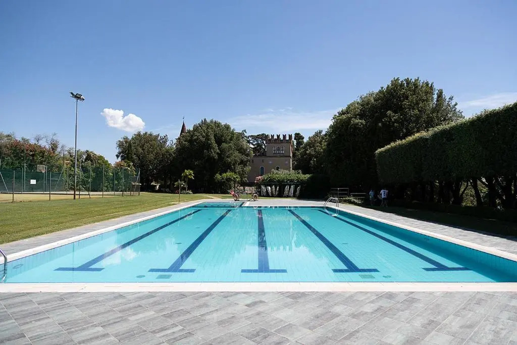 APARTMENT PERGOLANA 11 - Regarda Travel