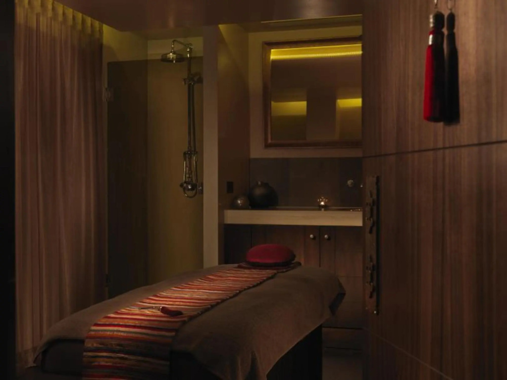 Dolphin House - Serviced Apartment Living In London