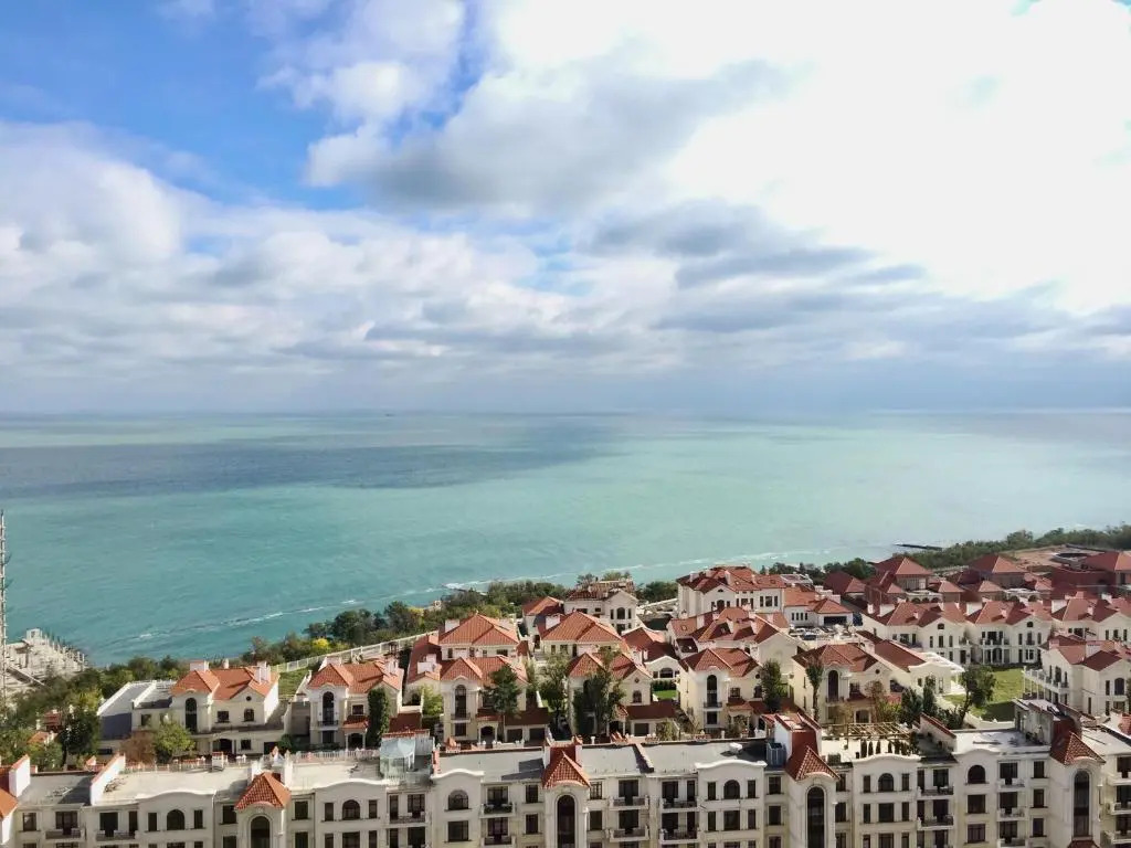 Sea and Sky Apartment