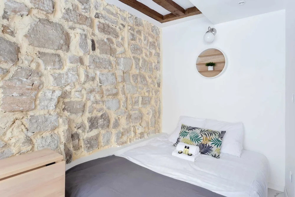 New and Functional Apartment in the Heart of Paris
