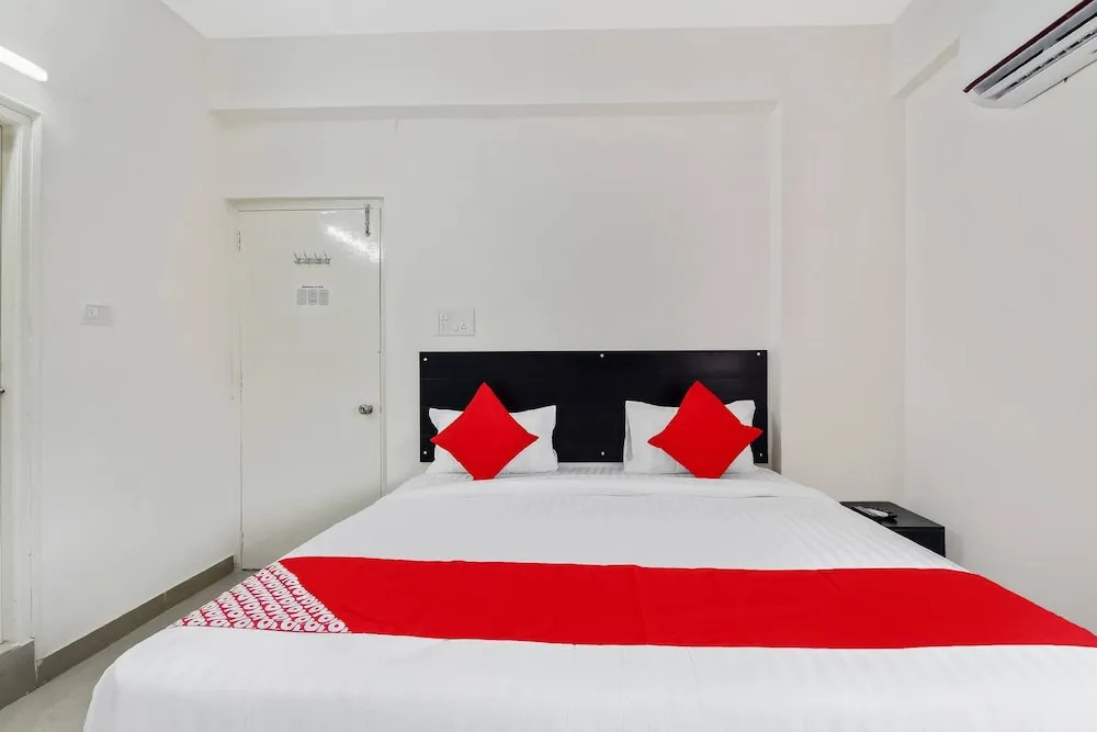 Hotel Hill 9 by OYO Rooms