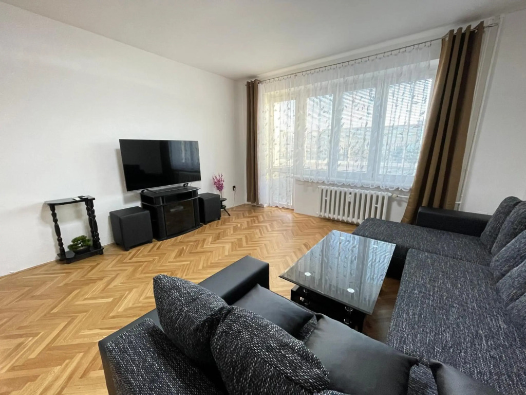 Apartman JnJ Velkomoravska