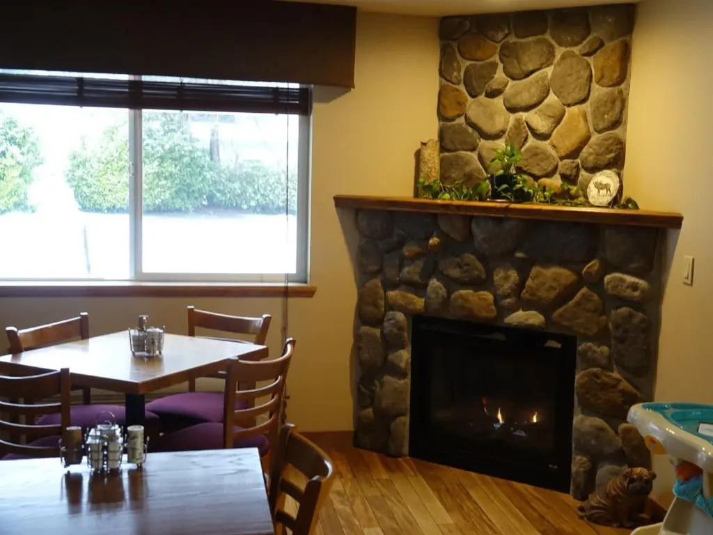Seasons Motel
