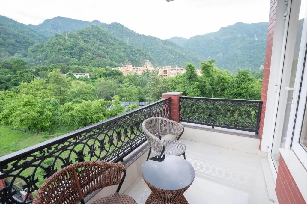Terrakotta Rishikesh