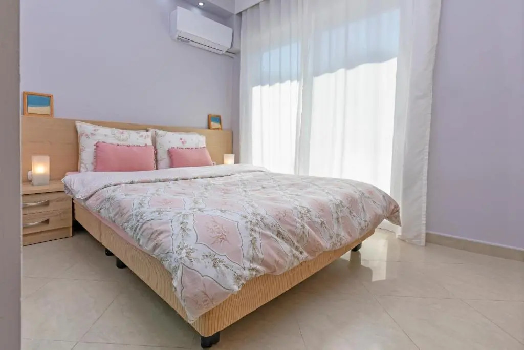 4. Sea view luxury suite for 4 in Rhodes centre!