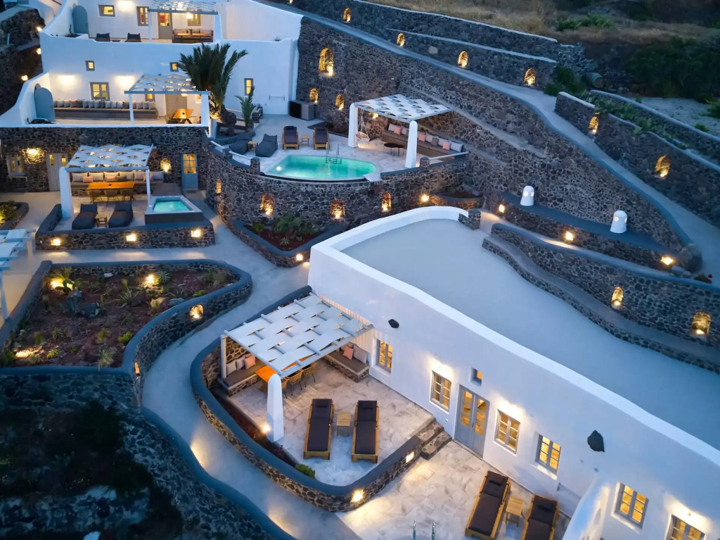 El Verano Suites