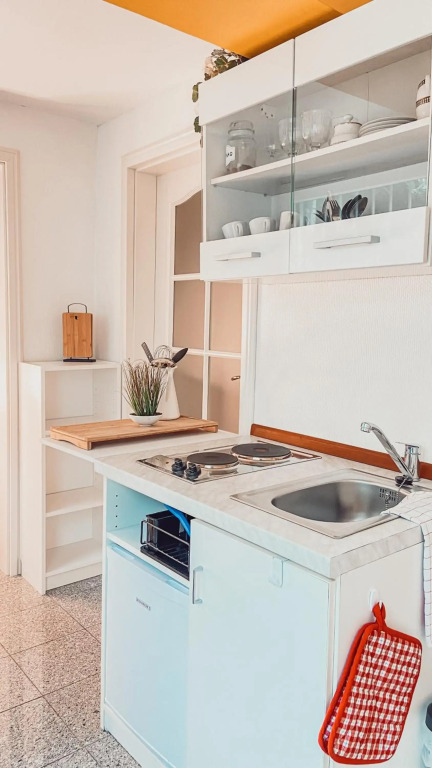 Villa Herkules - privates Apartment am Waldrand mit Smart TV und kostenlosen Parkplätzen