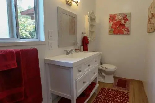 Tropical Anuenue Cottage