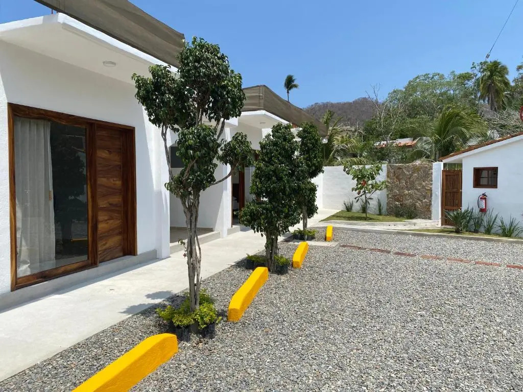 HOTEL CASA VICTORIA