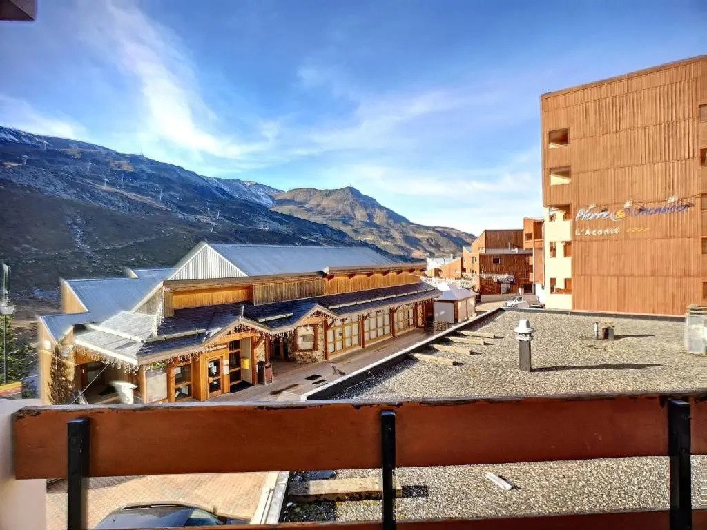 Appartement Les Menuires, 1 pièce, 3 personnes - FR-1-178-40