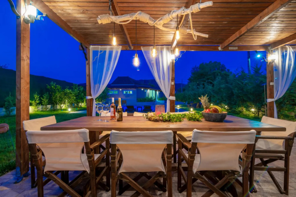 Villa Sophie - Sunny Retreat