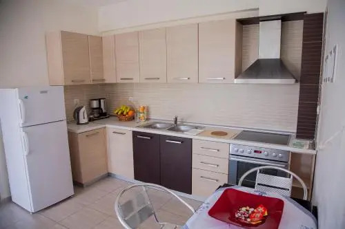 Apartments Eleni 4 Seasons