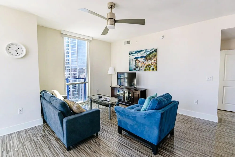 Uptown Fully Furnished Apartments
