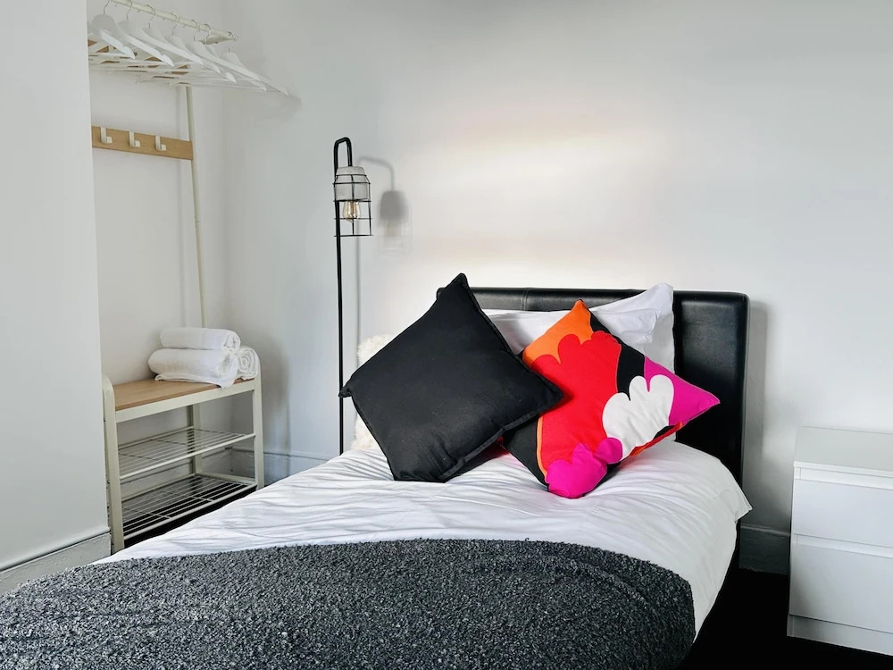 Stunning 2-bed House in Liverpool
