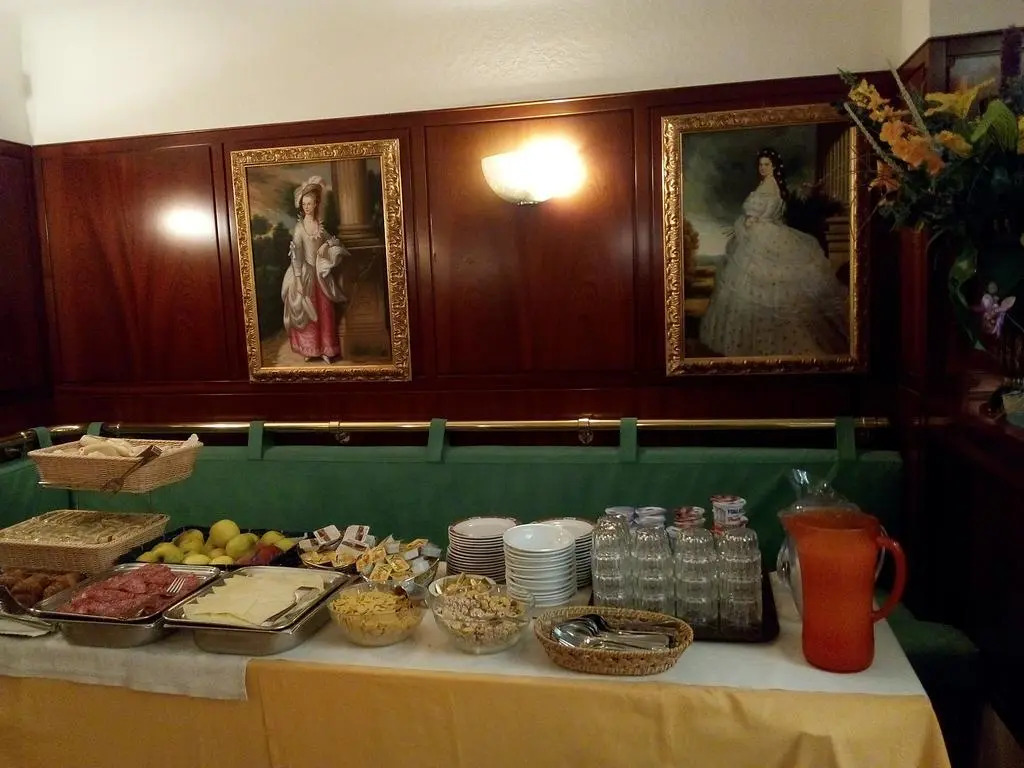 Hotel Diana