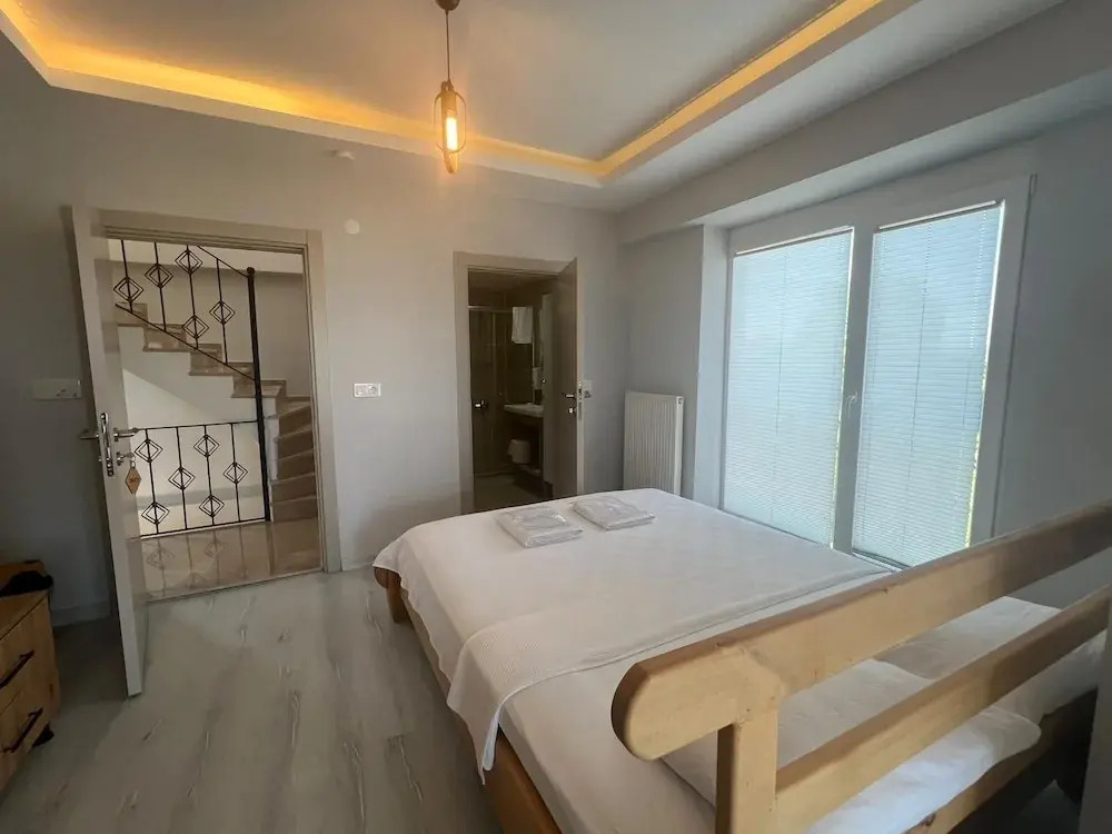 Mavikoy Apart