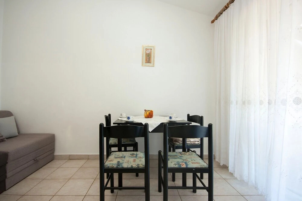 Apartments Maretic Brodarica Center