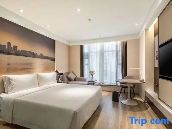 Yuejiang Hotel (Chongqing Huangjuanping Branch)