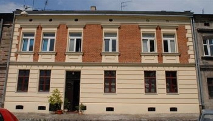 Piano Guest House