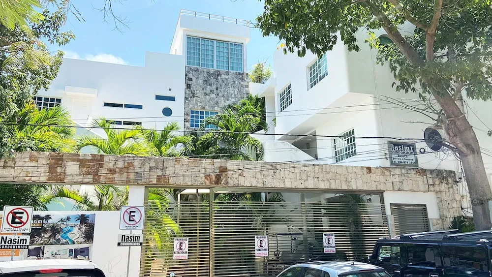 Nasim Condo Hotel con acceso BEACH CLUB GRATIS, metros 5th AVENIDA