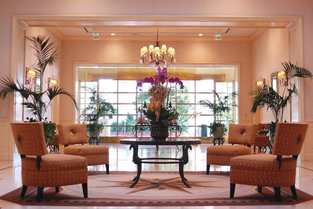 DoubleTree by Hilton Torrance - South Bay