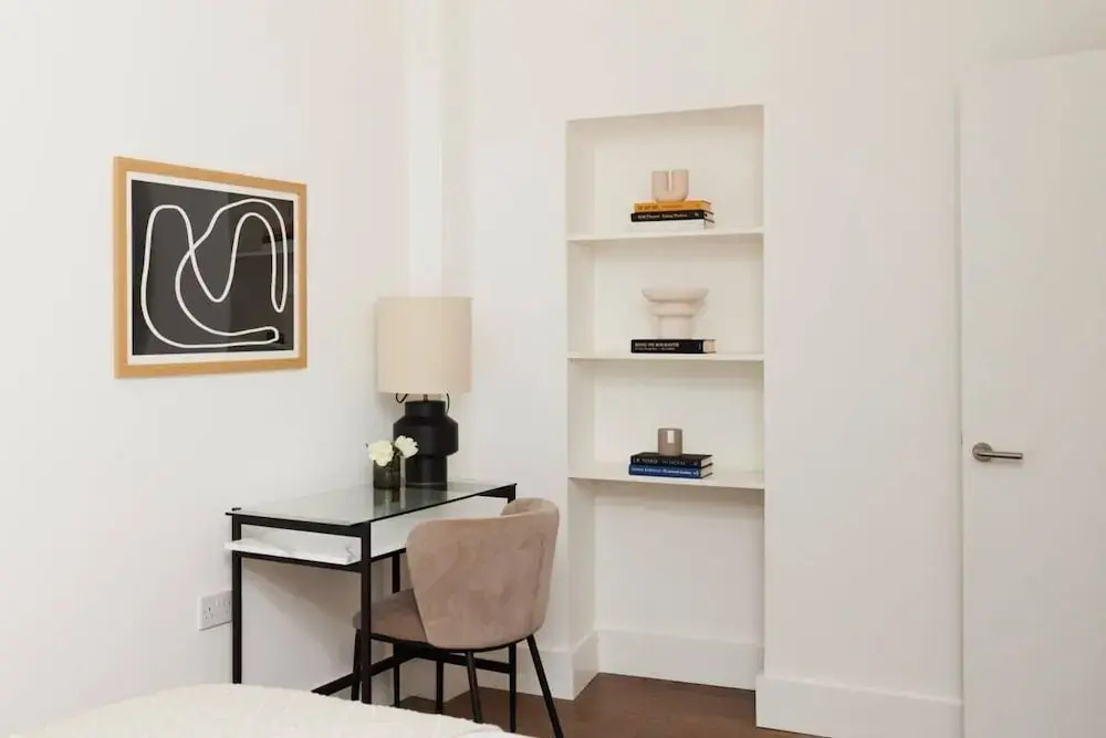 The Ravenscourt Park Escape - Bright 2Bdr Flat