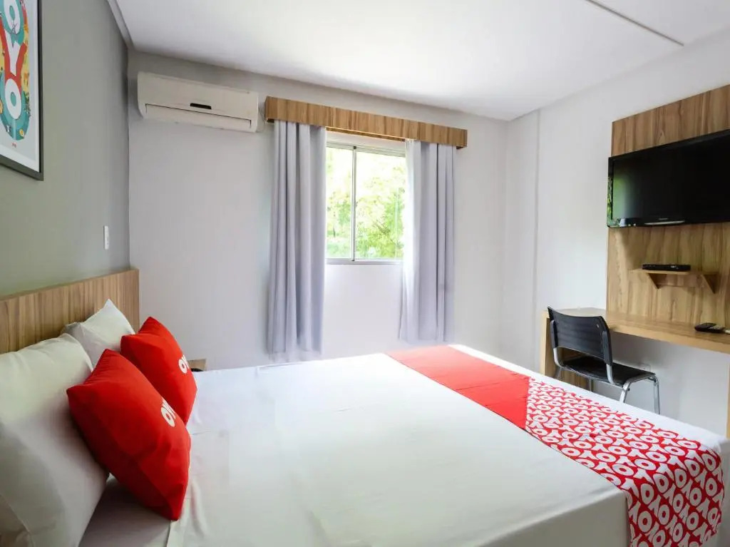 CR Hotel Bueno