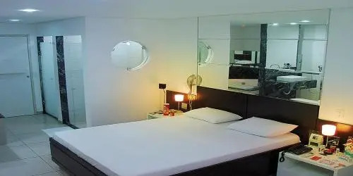 Status Motel Perimetral