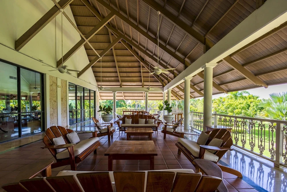 Oasis Cocotal Family 4BR Apartment in Punta Cana