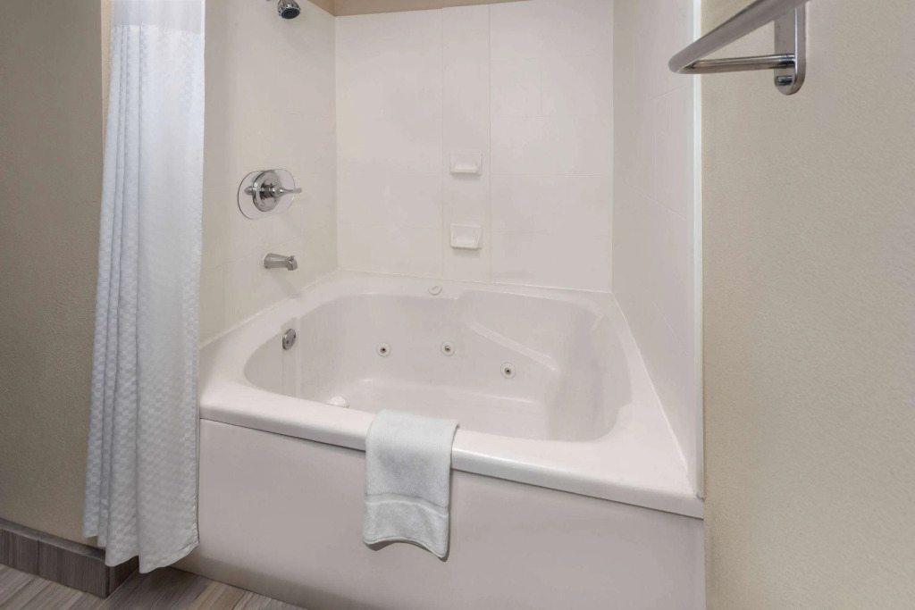 Baymont by Wyndham Copley Akron