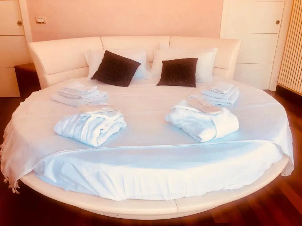 Luxury Sea View Villa Monet with Private Pool - Exclusive Retreat in Bordighera