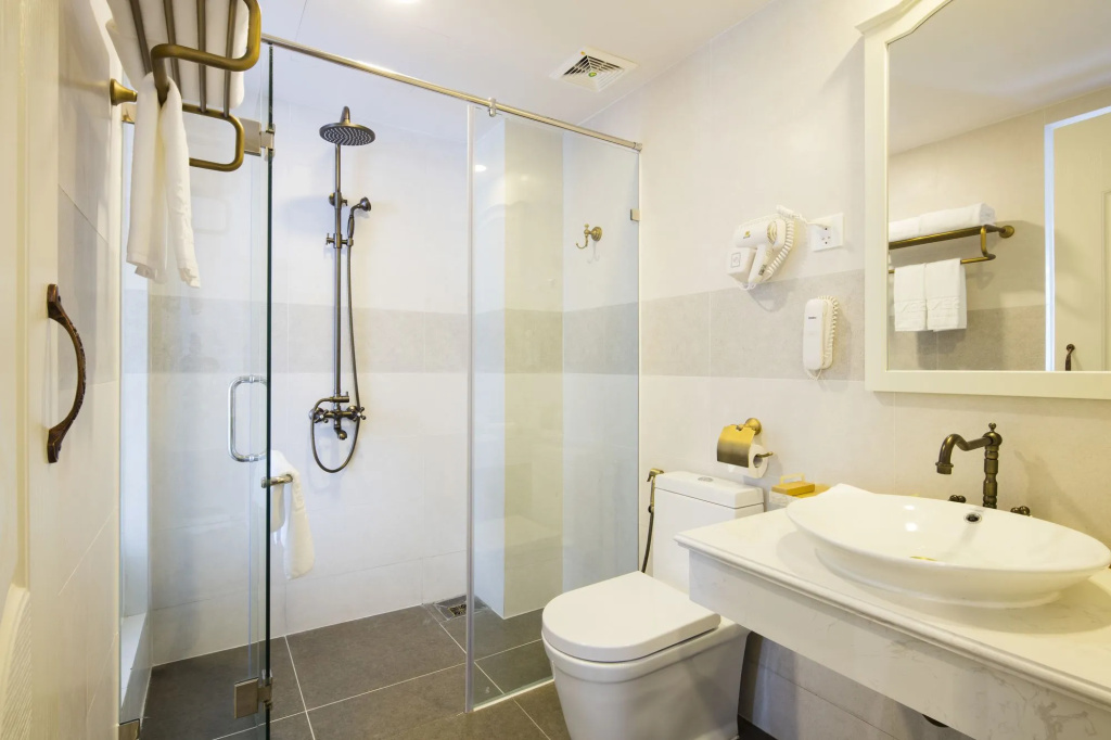 Nha VIET Nha Trang Hotel