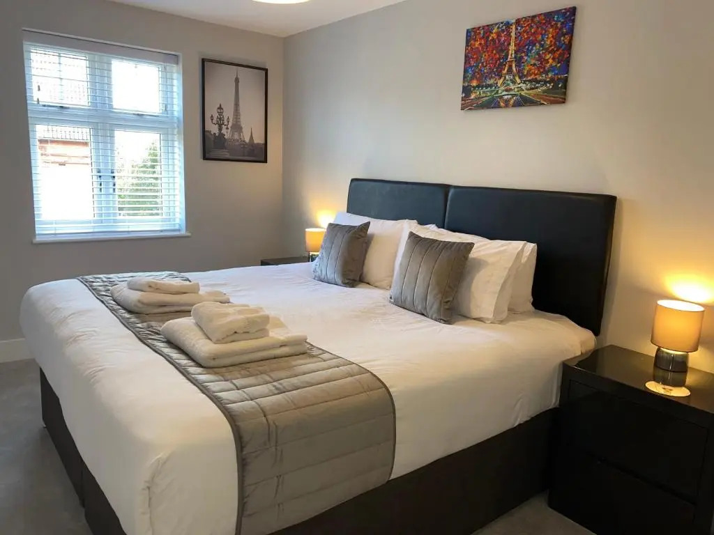 Roomotel - Oakview Moseley