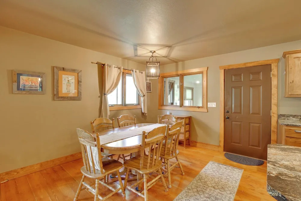 Cozy Lead Cabin w/ Deck < 1 Mi to Ski Slopes!